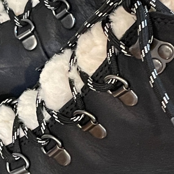 Patricia Nash Black Tie Luigi Boots with Faux Fur  NWOT - Picture 5 of 11